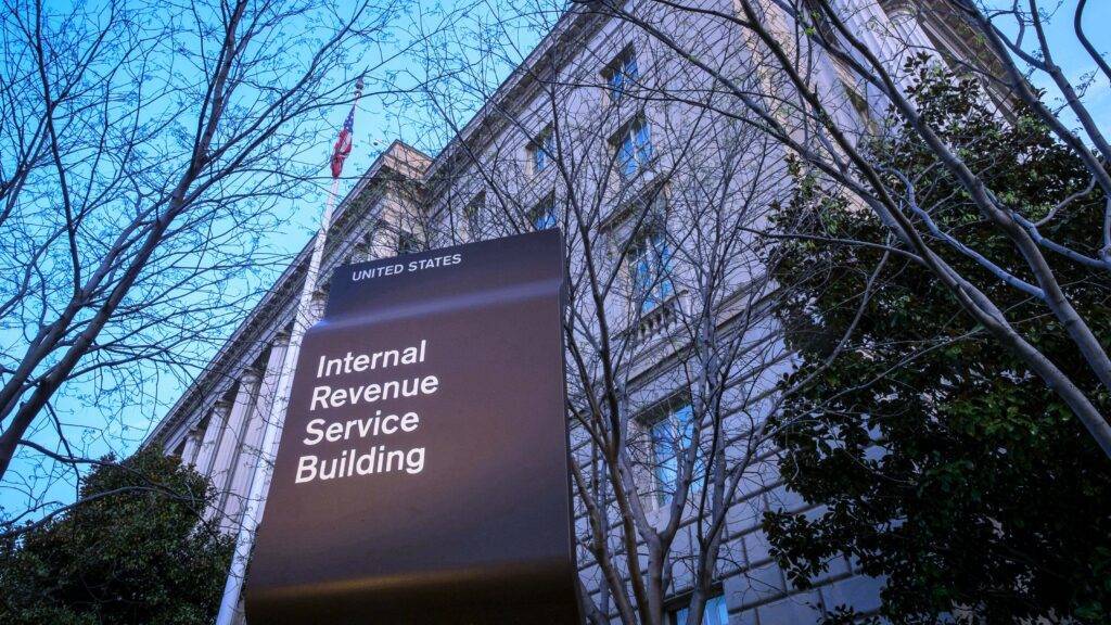 IRS Delays 1099-K Rules