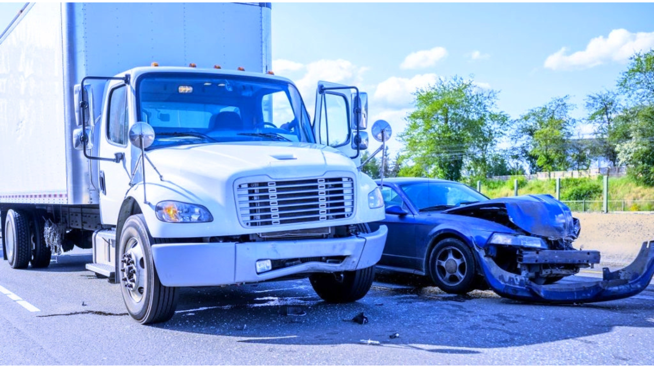 Why You Need a Truck Accident Lawyer